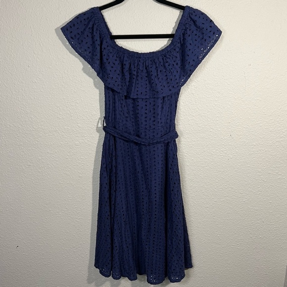 𝅺Entro Eyelet Lace Off Shoulder Button Down Mini Dress w/Pockets Navy Blue Sz M - Picture 2 of 6